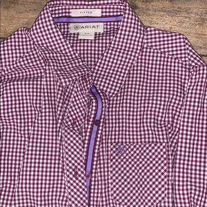 ARIAT BUTTON DOWN